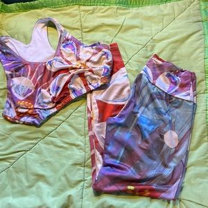 Sports bra and leggings
